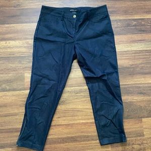 New York & Company capris